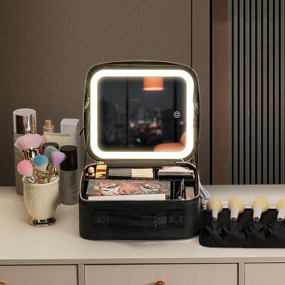 China Portable Fashion Makeup Case Bag Mirror With Led Light Beauty Case Travel Make Up Bag Mirror With Light Personal Logo for sale