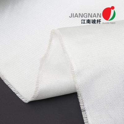 Chine Tissu tissé par satin à haute résistance de fibre de verre de force pour le tissu de fibre de verre tissé par utilisation industrielle à vendre