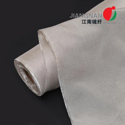 China Plain Weave Structure Texturized Fiberglass Cloth For Welding Protection In High Temperature Environments -50C To 550C for sale