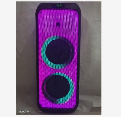 China Dual Wireless Portable 8inch Speaker With Rechargeable Battery With Wireless Microphone for sale