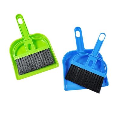 China High Quality Office Sofa Duster Plastic Broom Handle Broom Handle Design Plastic Soft Broom and Keyboard Dustpan Handle Made PP Hair +TPR Handle for sale