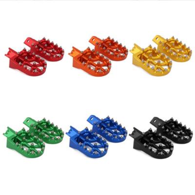 China Aluminum alloy CNC footpeg For Dirt Bike CR/CRF/125/250/500/230/450 r CNC motorcycle pedal Pit Bike Footrest for sale