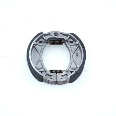 China Custom Motorcycle 70cc Factory Iron / Aluminum Brake Shoe Spare Parts For YAMAHA JOG50 3KJ50 for sale