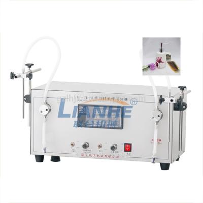 China Chemical Two Nozzles Semi Automatic Liquid Filling Machine / Oil Filling Machine for sale