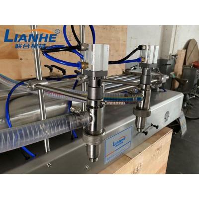 China Food double head liquid filling machine, 2 heads filling machine for liquid soap and hand sanitizer, detergent for sale