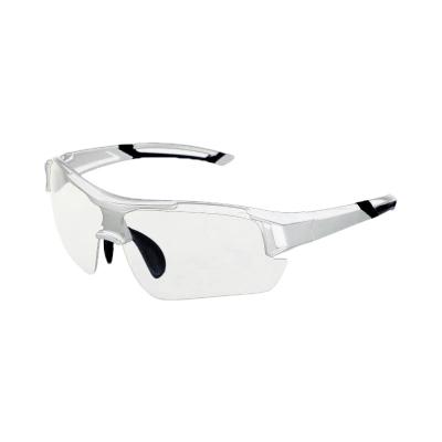 China 2021 Outdoor Sports Photocromic Lenses Detachable Photochromic Sunglasses for sale