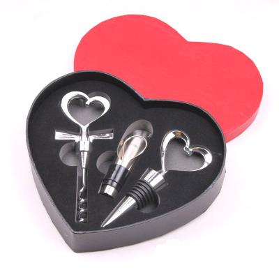 China Ywbeyond 3pcs Base Metal Wine Bottle Gift Set Bar Tools Like Heart Corkscrew Wine Opener Stopper Pourer Set Wedding Favor and Souvenir for sale