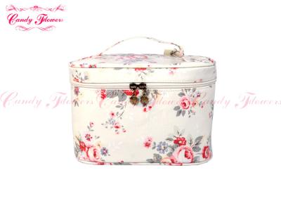 China Vintage Large Cosmetic Makeup Carrying Case For Girls / Ladies for sale