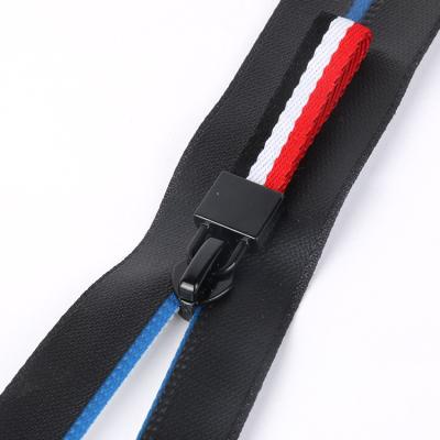 China Waterproof Pendant Zipper Pull Continuous Zipper For Luggage Bags for sale