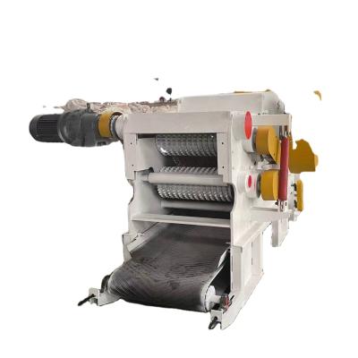 China Diesel Engine Wood Biomass Drum Biomass Drum High Efficiency Low Cost Mobile Chipper Wood Chipper Cutter Machine for sale