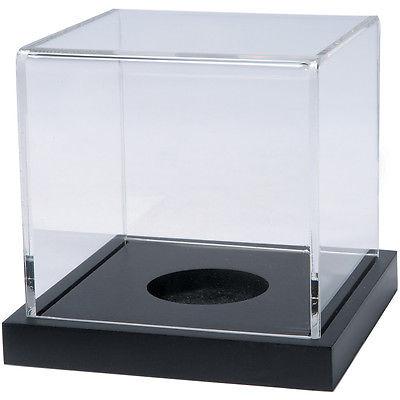 China Modern Customized Clear UV Acrylic Base Rack Square Baseball Cube Baseball Display Case Protection Racks Box For 9