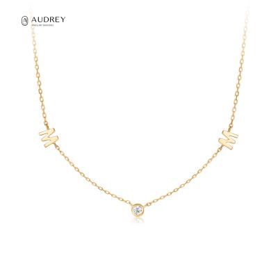 China MOM Nickel Free Diamond Fine Jewelry Audrey Jewelery Wholesale Solid Gold 14K Letter Charm Necklace Necklace for sale