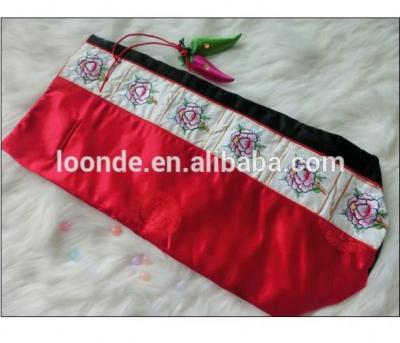 China Recyclable Korean Embroidery Korean Hanbok Bag Red Black Color Hanbok Bag for sale