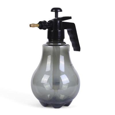 China High Efficient Manual Watering Spray 1.5L Pressure Bottle Pump Spray Bottle Manual High Efficient Manual Spray Household Mini Plastic Watering Sprayer for sale