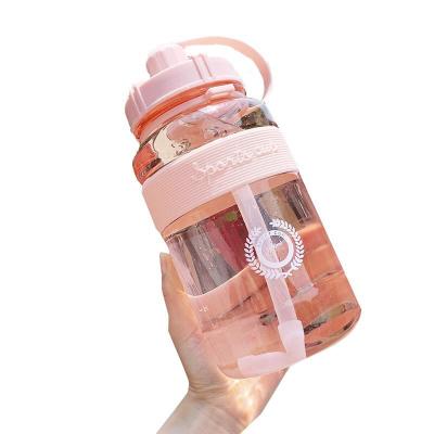 China 1L/2L BPA Large Capacity Viable Free Water Bottle For Outdoor Sports Space Half Gallon for sale