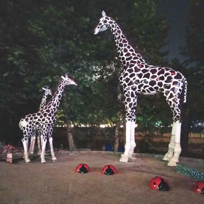 China Waterproof Large Dino City Customize Outdoor Life Size Fiberglass Animal Statues For Decoration for sale