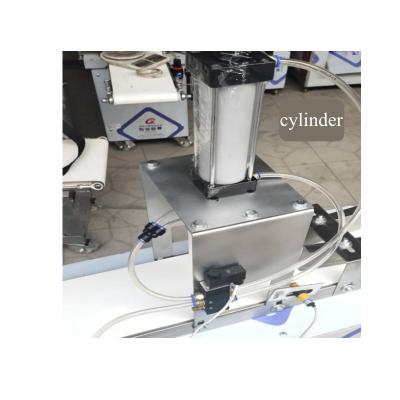 China Automatic Pastry Sheet Machine Pizza Dough Press Machine Bread Dough Sheeter for sale