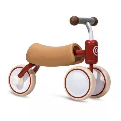 China Baby Plastic Riding On The Small Balance Bike With Baby Mini Balance Bike Toys Wholesale Price for sale