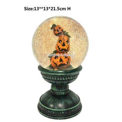 China Platic+Resin+Liquid 3D Pumpkin Lantern Halloween Swirl Decoration Jack Snow Globe Glitter Water for sale