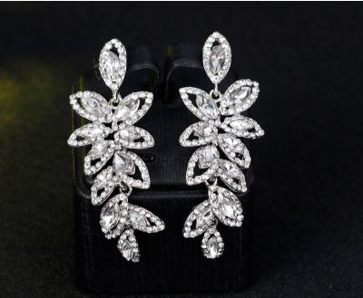 China Amazon temperament full diamond CLASSIC hot selling crystal earrings long leaf earrings wholesale for sale