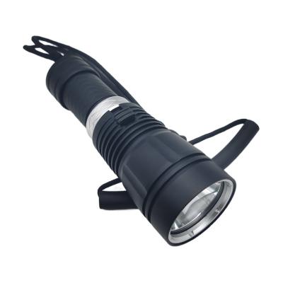 China IP7 100m Camping L2 Aluminum Underwater Magnetic Switch Led Torch Light 600lumen Rechargeable 18650 Diving Flashlight For Outdoor for sale