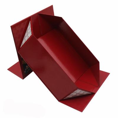 China Recyclable Flip Paper Magnetic Lid Space Saving Gift Food Board Storage Folding Packaging Box Customize for sale