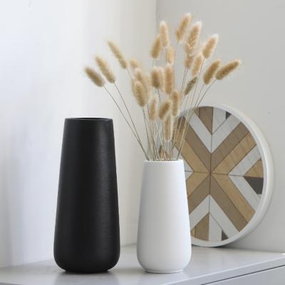 China Simple And Elegant Modern INS Ceramic Flower Arrangement Vase Decoration for sale