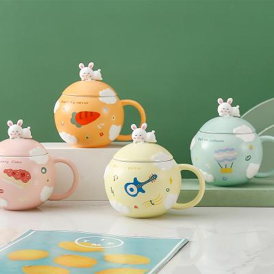 China Round Shape Sustainable Cartoon Mug Custom Coffee Mugs With Lids And Spoon Personalized Ceramic Mug Milk Tea Mugs Unique Customized Person for sale