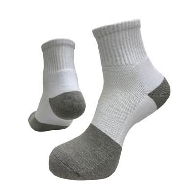 China 938 Antibacterial Wholesale Bamboo Men Women Sports Ankle Socks Unisex for sale