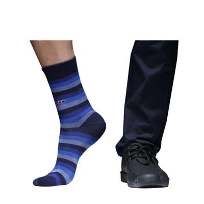 China Custom 359 Antibacterial Mens Crew Mens Cotton Socks Logo Dress Socks Colorful for sale