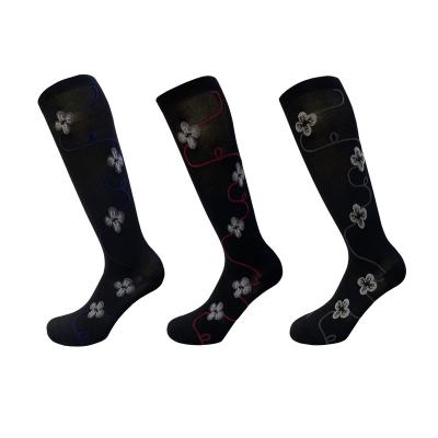 China QUICK DRY 769 in running women design knitted cotton knee high socks kids knee high socks for sale