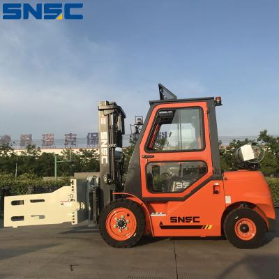 China Lightweight 3.5 Ton Gasoline Forklifts with 1070*125*45mm Fork Size and All LED Light for sale