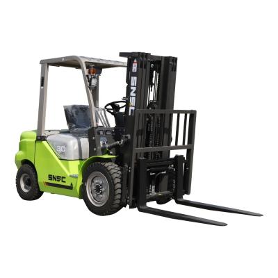 China 3 Ton Diesel Powered Forklift Montacargas With Japanese Engine Triplex 4.5meters Mast Side Shifter for sale