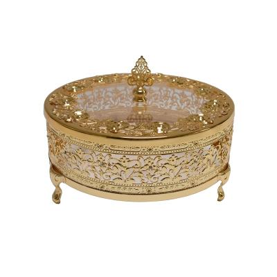 China Eco-friendly Luxury Gold Round Metal Gift Box Beautiful Packaging Jewelry Box For Wedding for sale