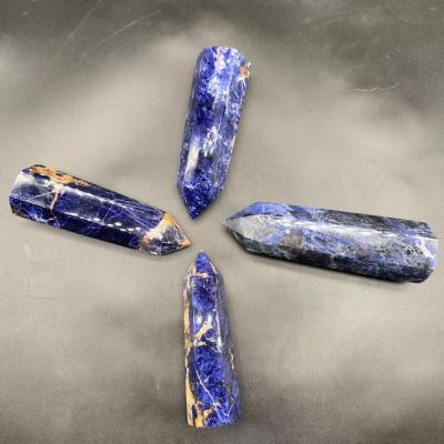 China Europe Crystal Towers Blue Veined Stone Towers Healing Stones Craft Unique Gemstone Gifts Souvenir for sale