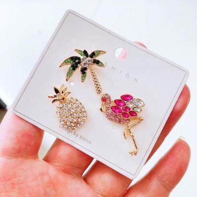 China Clothing Accessories Shape Coconut Tree Brooch Pin Enamel Flamingo Pineapple Rhinestone Crystal Brooch for sale