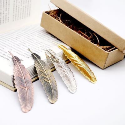 China Promotion the metal pen cue to read real books for sale