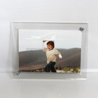 China Modern Wholesale Square Photo Lucite Acrylic Frameless Picture Frame With Standoffs for sale