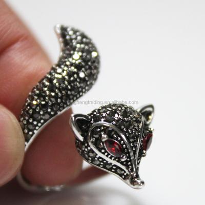 China 2020 Fashion Trendy Silver Plated Chunky Fox Style Finger Rings For Girls for sale