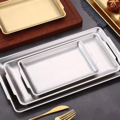 China Wholesale Decorating Matte Silver 304 Stainless Steel Food Tray and Gold Serving Trays Set of 3 for sale