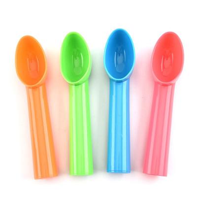 China Sustainable Hot Selling Multifunction Professional Kitchen PP Dessert Ice Cream Plastic Scoop for sale