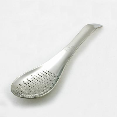 China New Hot Selling Stocked Style Kitchen Tools Food Grade Ivory Spoon Ginger Chopper Garlic Crusher Stainless Steel for sale