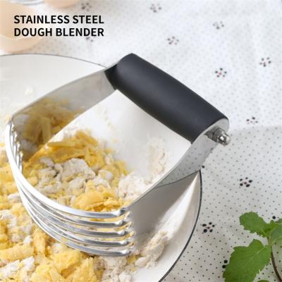 China Home Tools Stainless Steel Manual Dough Knife Bread Cutter Stocked Wholesale Hot Selling Manual Baking Cutter for sale