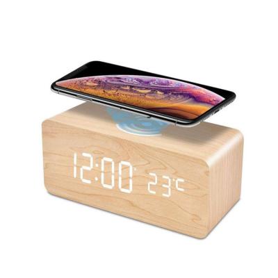 China Multi Product As New Wholesale Custom Digital Control Voice Alarm Clock Table Wooden Time Display Portable Smart Wooden QI Wireless Charger for sale