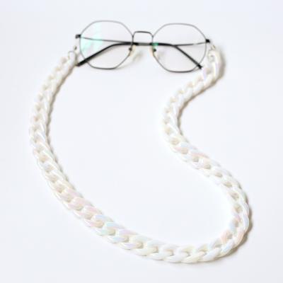 China Jewelry Making 2020 New Fashion Summer Shiny Acrylic Eyeglass Chain for sale