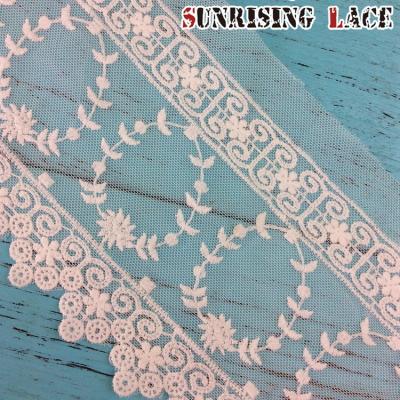 China Sustainable 13 cm Wide Venice Net Embroidery Trims Flowers Tulle Lace Garment Trim for sale