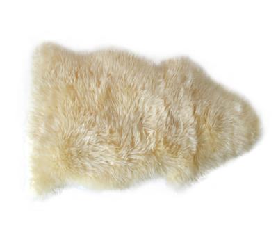 China Non-slip Flooring Carpet Promotion Long Pile Sheepskin Fur Carpet Fluffy Rugs For Living Room Hotel Carpet for sale