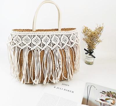 China Fashion& 2020 Women Casual Straw Summer Beach Bag Rattan Bag Satchel Handwoven Round Shoulder Messenger Bag for sale