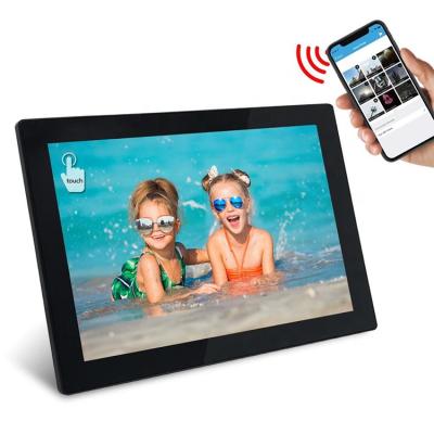 China Full HD 10.1inch Wifi Touch Screen WIFI Cloud Digital Signage Photo Frame For Family for sale