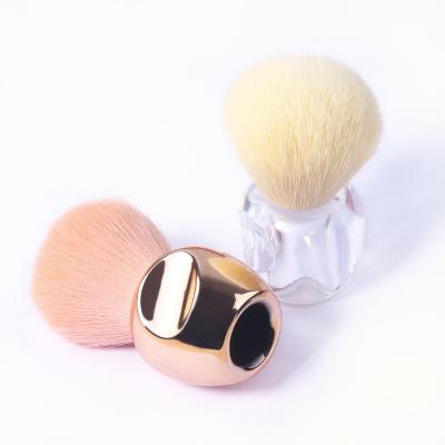 China Fan Sweep Newest Single Powder Blusher Brush Transparent Plastic Handle Makeup Brush Plated Rose Gold Loose Powder Fan Brush for sale